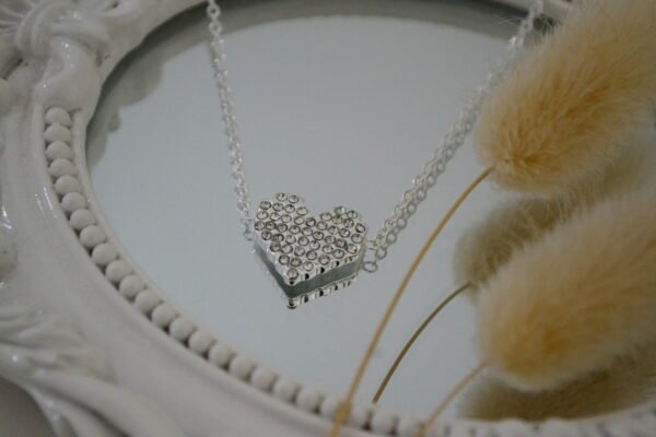 Pulsera Espejito con Corazón en el Centro de Micropave