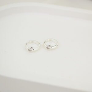 Aros Huggies 12mm Acero Blanco con Cúbics Circulo Cristal