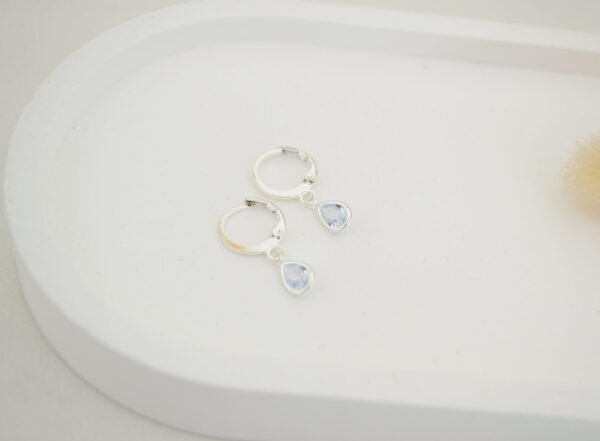 Aros Cierre Brisura Cerrada con Cúbic Gota de 8mm Colgante Color Cristal