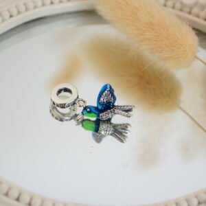 Dije Charm COLIBRÍ con Esmaltado y Detalles en Micropavé