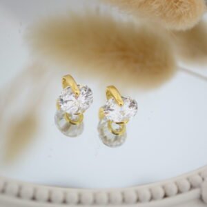 Dije NICOLE: Cúbic Redondo 8mm con Drop - Baño Doré Gold