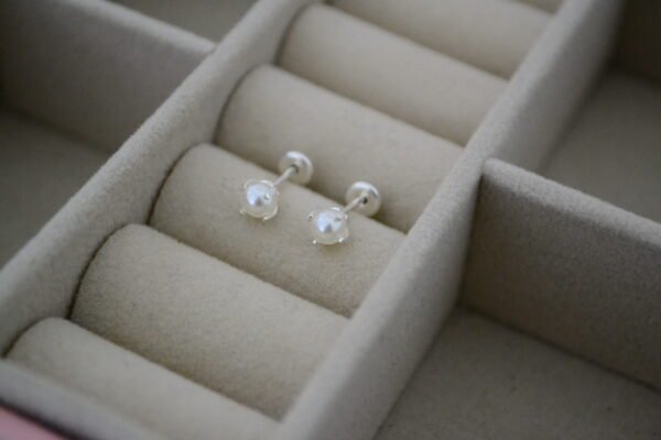 Aros Abridores Perla Engarzada 4mm