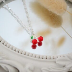 Gargantilla con Cerezas Esmaltadas Acero Blanco