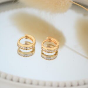 Aros Huggies Acero Doré con Línea de Cúbics Cristal 10mm