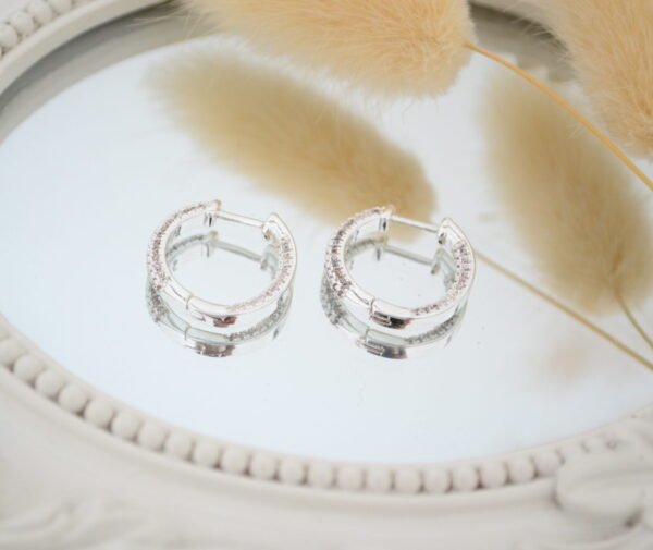 Aros Huggies Acero Blanco Microcúbics Cristal al Frente, en los Laterales y Atras 17mm