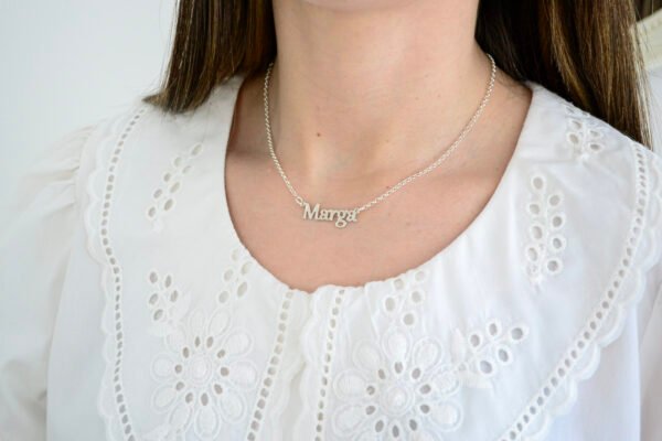 Dije / Gargantilla con Nombre Calado - Modelo MARGA
